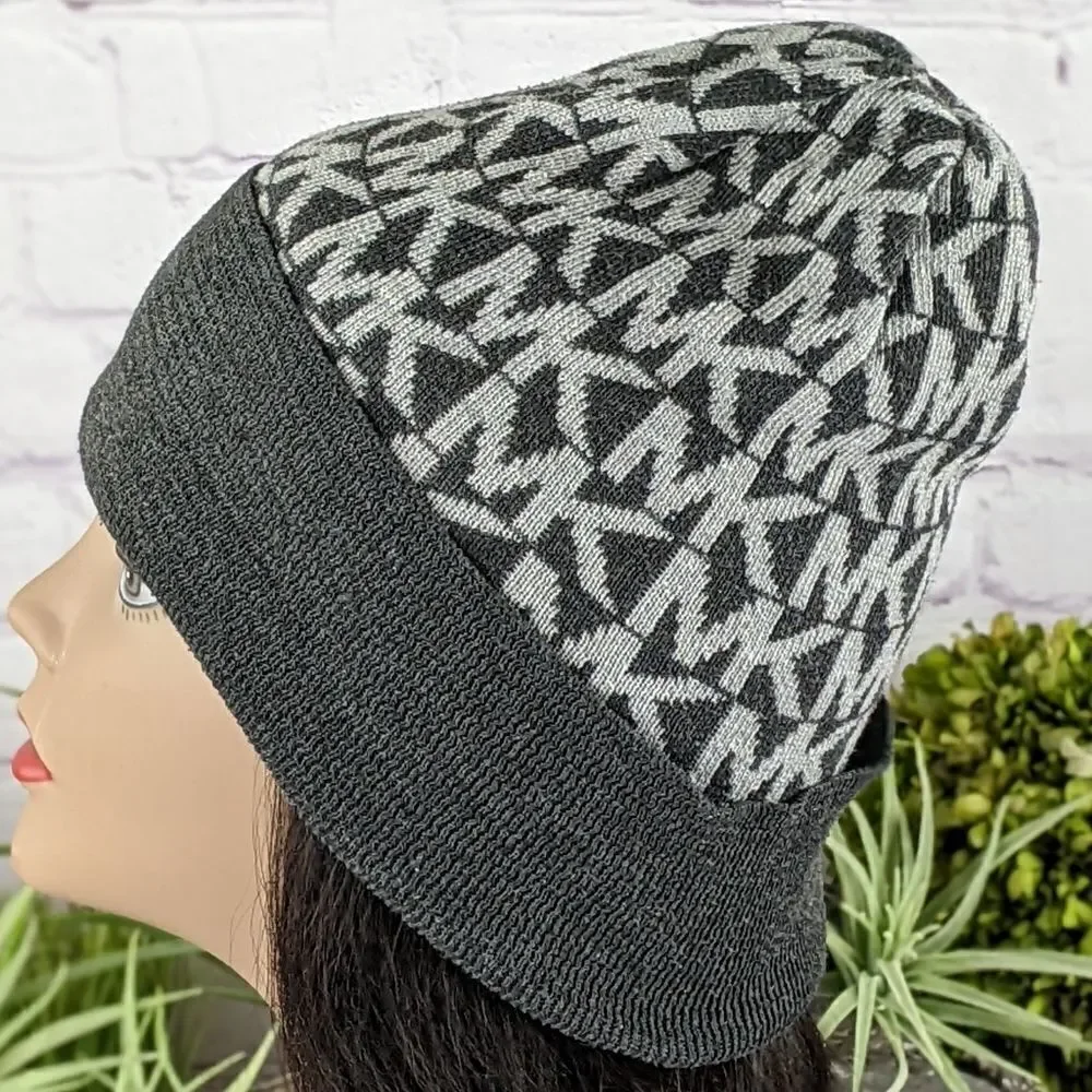 Michael Kors MK Signature Knitted Beanie Hat